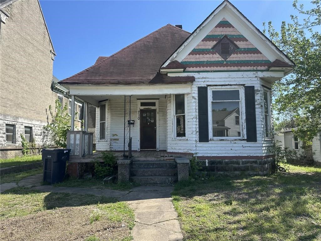 710 W 2nd Street — photo