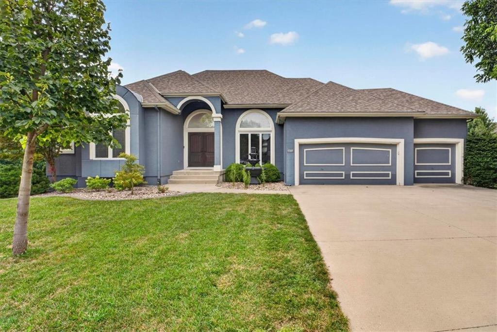 2612 SW Winterbrook Circle — photo