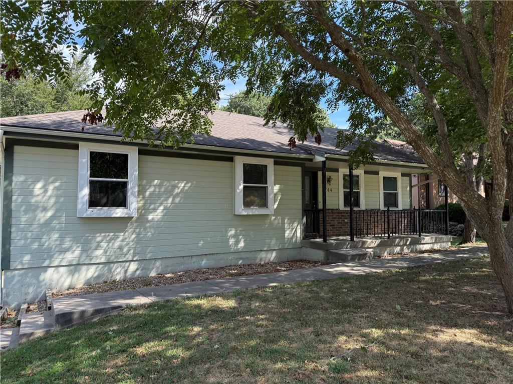 704 Hillcrest Street — photo