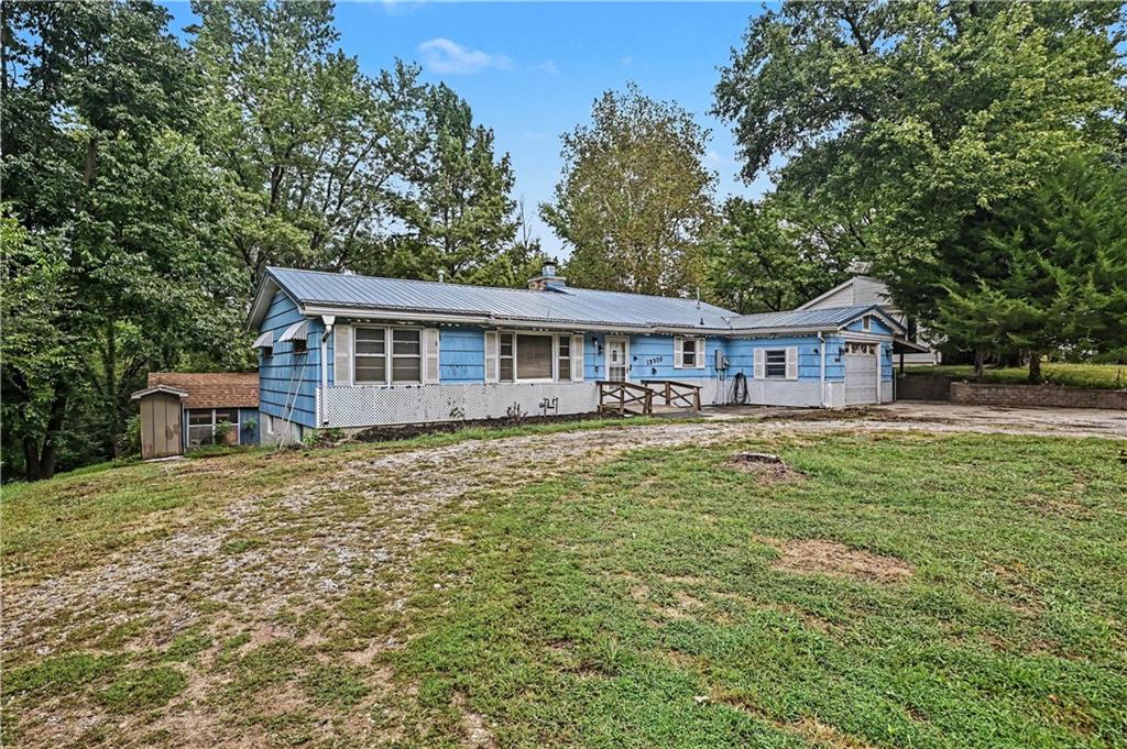 13300 E Kentucky Road — photo