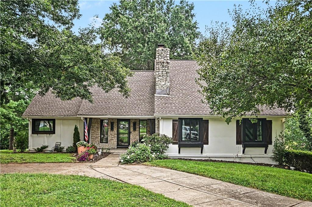 4811 Lees Summit Road — photo