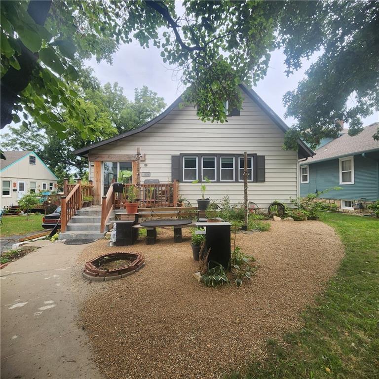 2030 Sandusky Avenue — photo