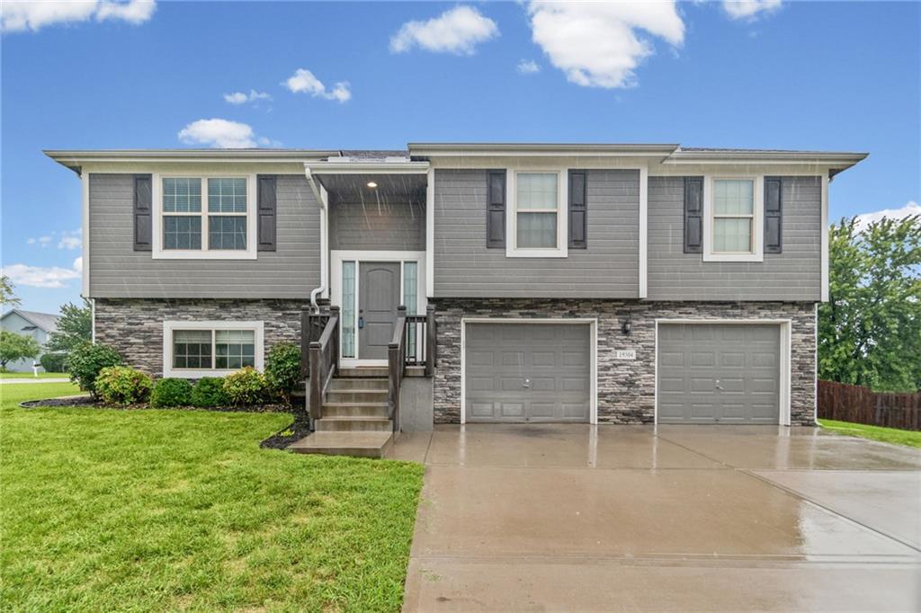 19304 Switchgrass Court — photo