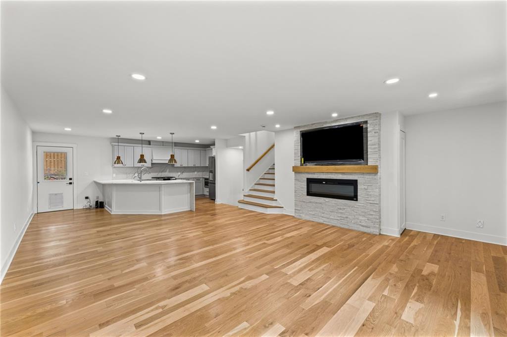5657 W 50th Street — photo