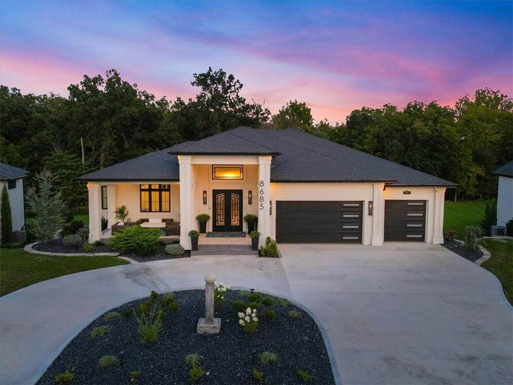 8685 NE Shoal Creek Valley Drive — photo