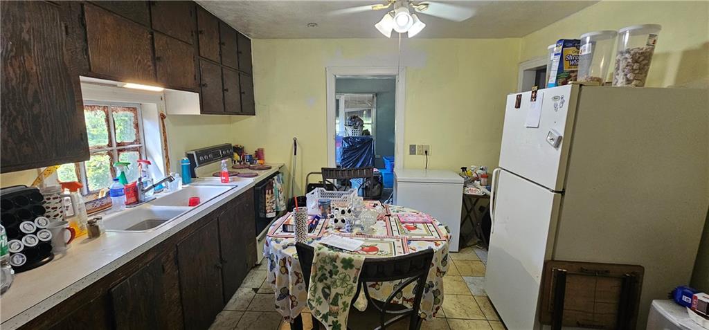 608 E Hereford Avenue, Independence, MO 64055 — photo 2