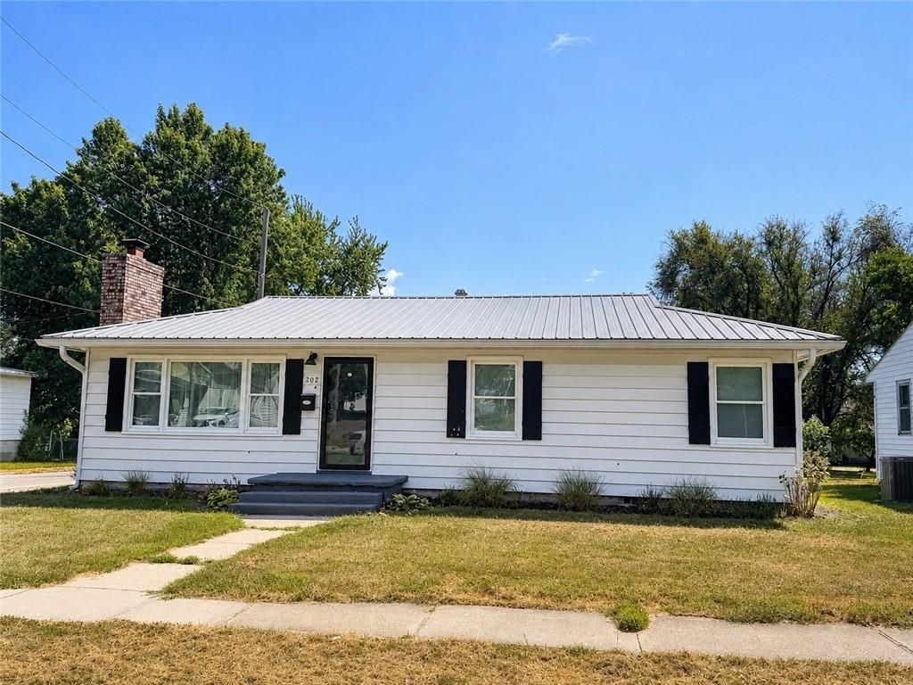 202 Clay Street — photo