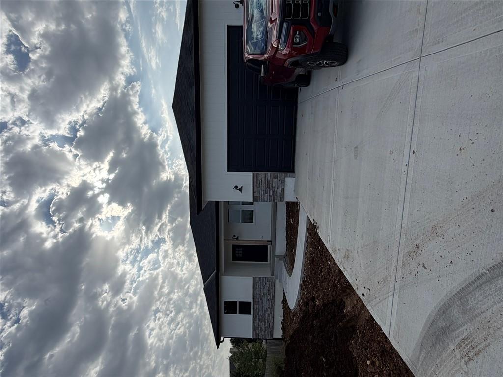 1415 Thomas Drive — photo