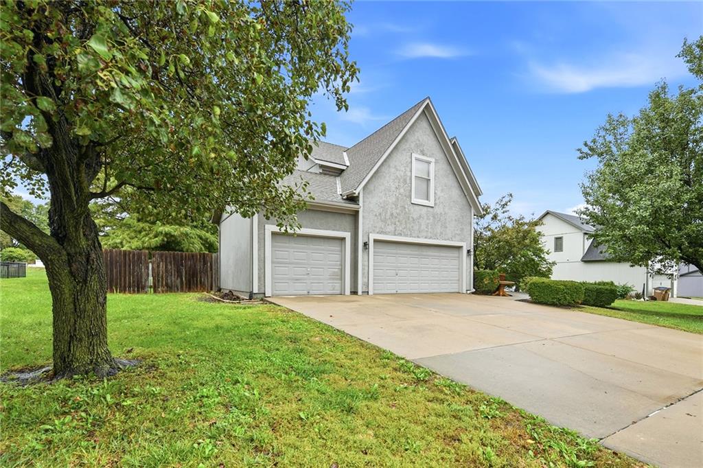 1404 Cedar Ridge Circle — photo