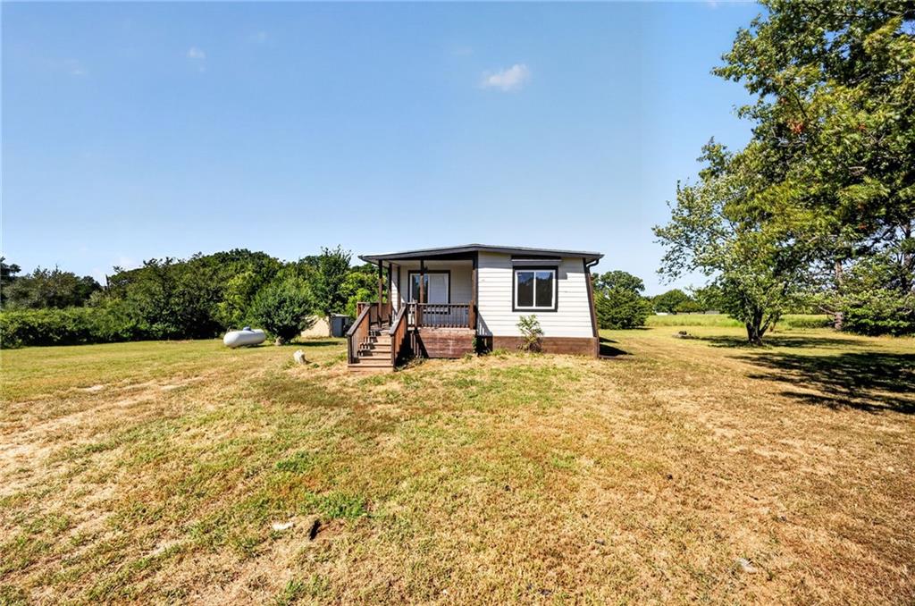 8497 Mockingbird Lane — photo