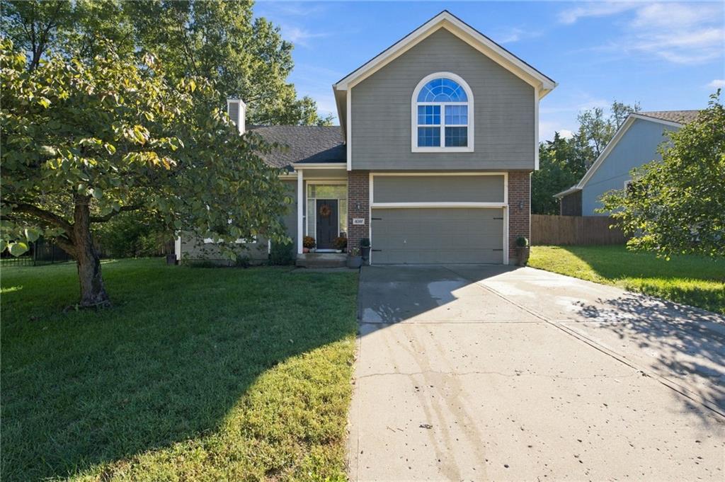18207 Rollins Drive — photo