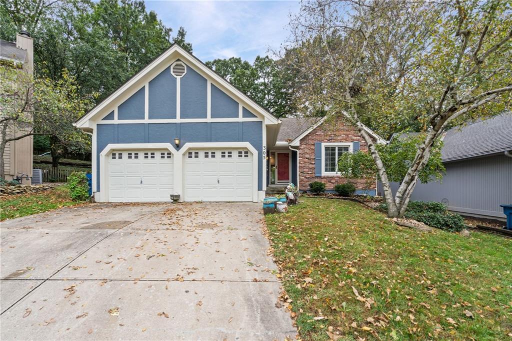 305 Lancelot Drive — photo