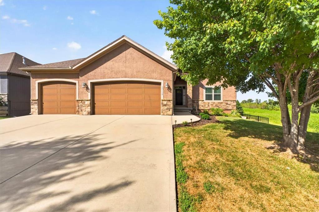 17120 W 197th Place — photo