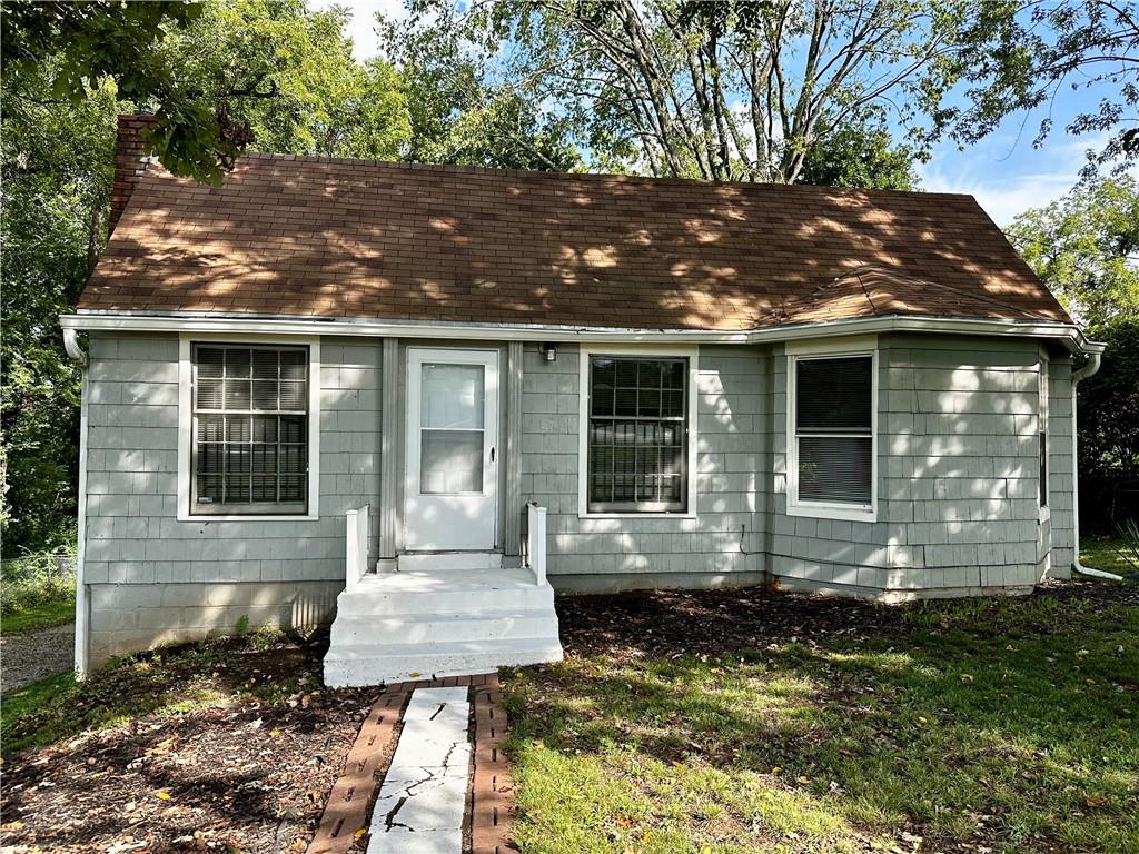 6800 Blue Parkway — photo