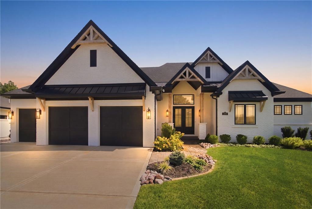 8681 NE Shoal Creek Valley Drive — photo