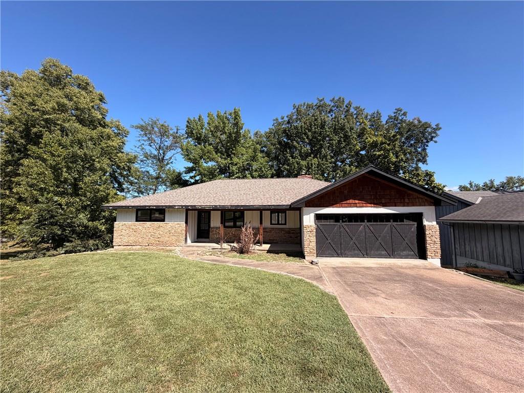 234 N Winnebago Drive — photo