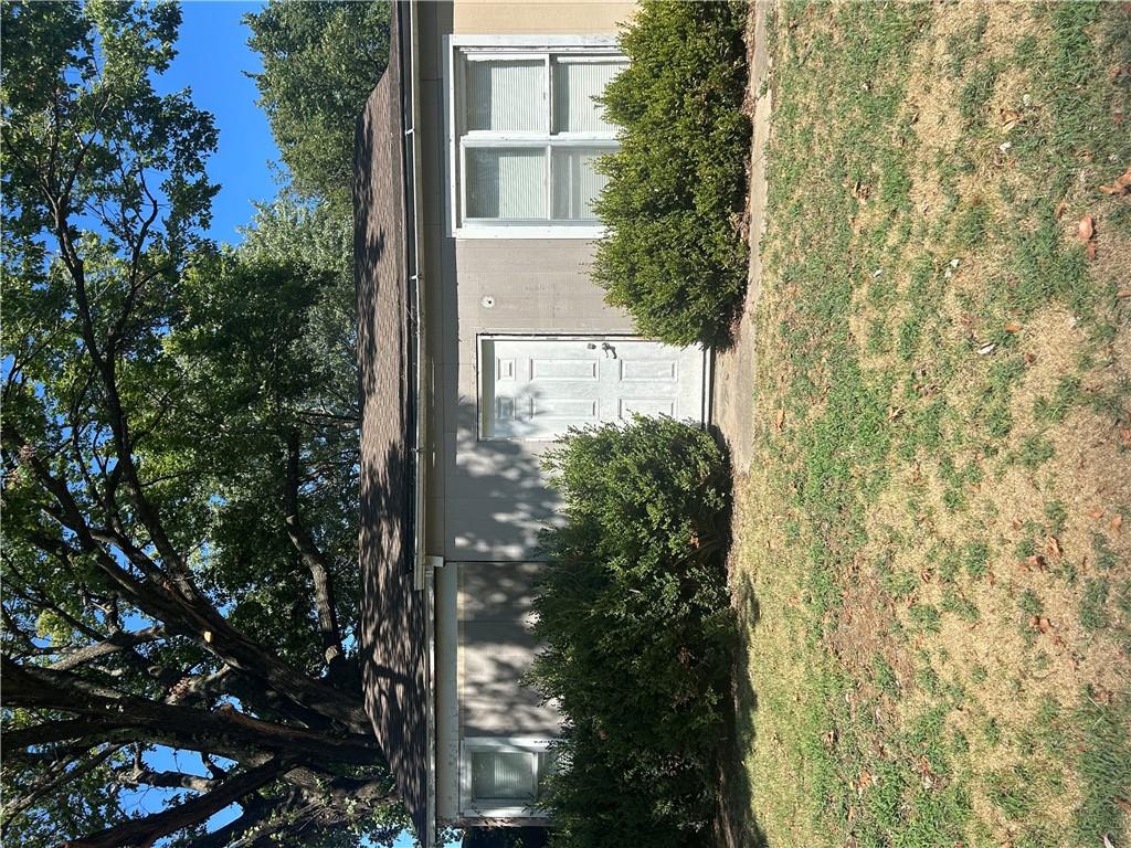 1006 W 3rd Street — photo