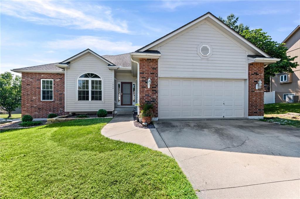 1608 NE Craigievar Court — photo
