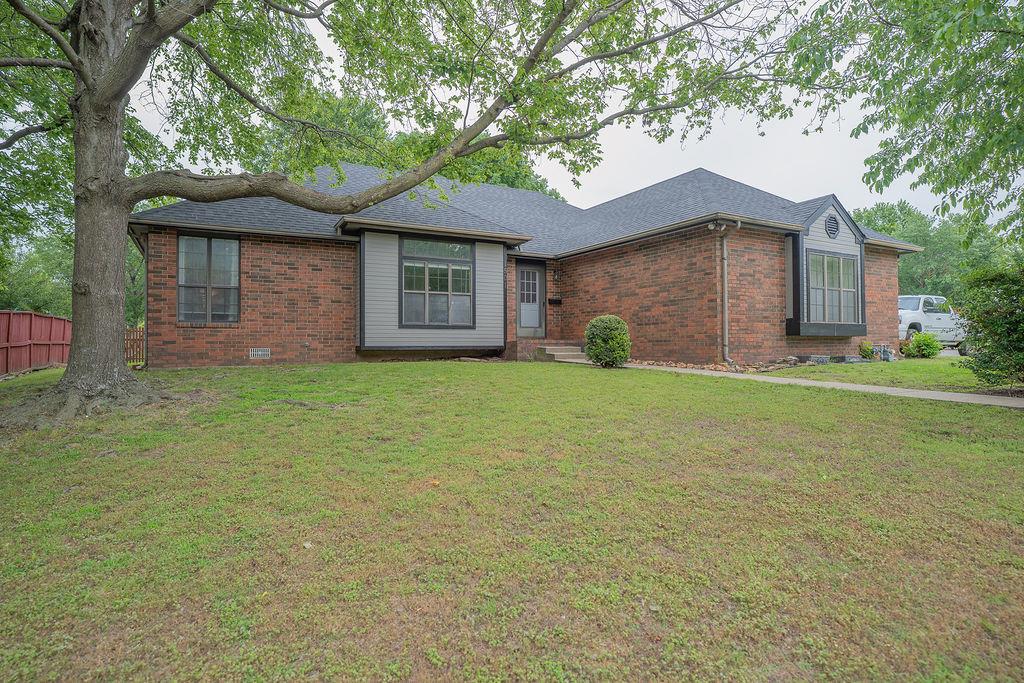 1501 Tyson Drive — photo