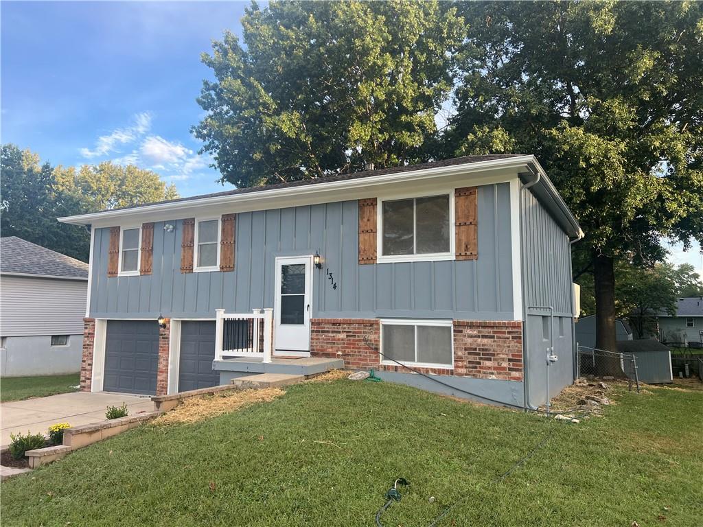 1314 R D Mize Road — photo
