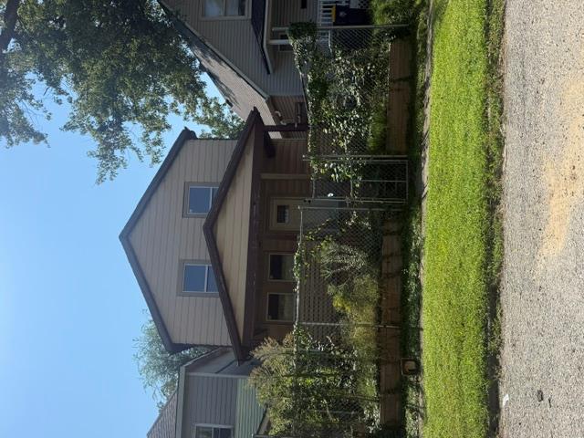 4411 E 10th Street — photo