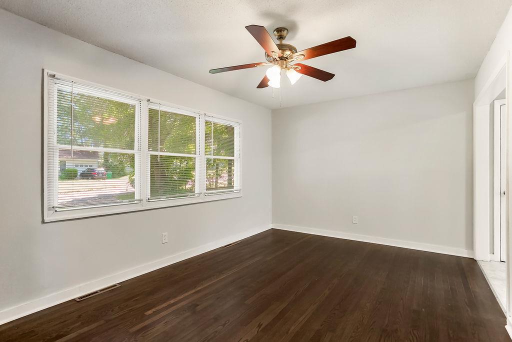 6402 E 149th Terrace, Grandview, MO 64030 — photo 2