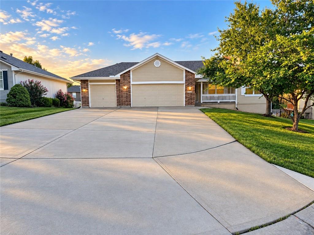 1715 Overbrook Lane — photo