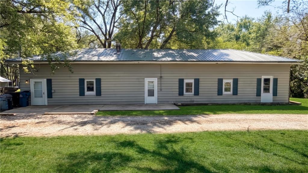 1058 LIV 243 N/a — photo