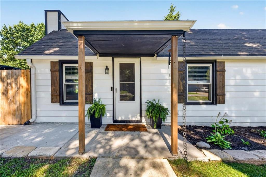 508 S Elm Street — photo