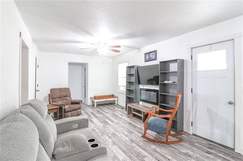 214 E 1st Street, Appleton City, MO 64724 — photo 3