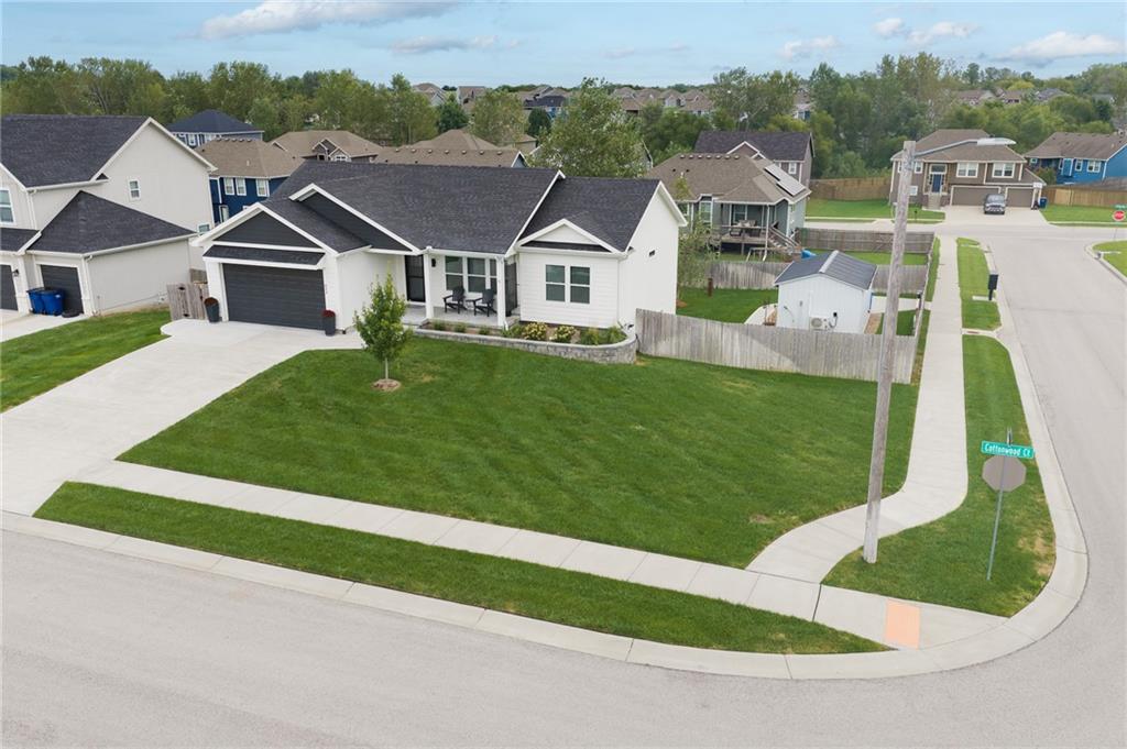 933 N Cottonwood Court — photo