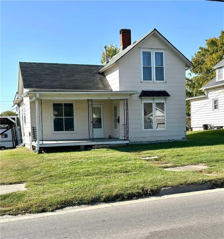 716 E 1st Street — photo