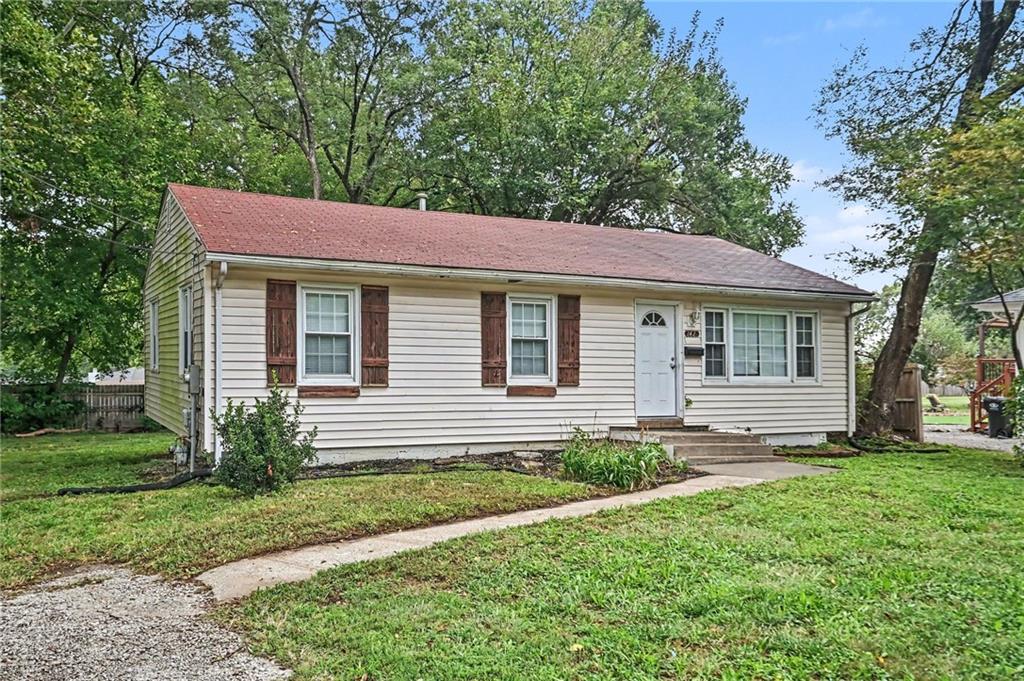 2425 S Lees Summit Road — photo