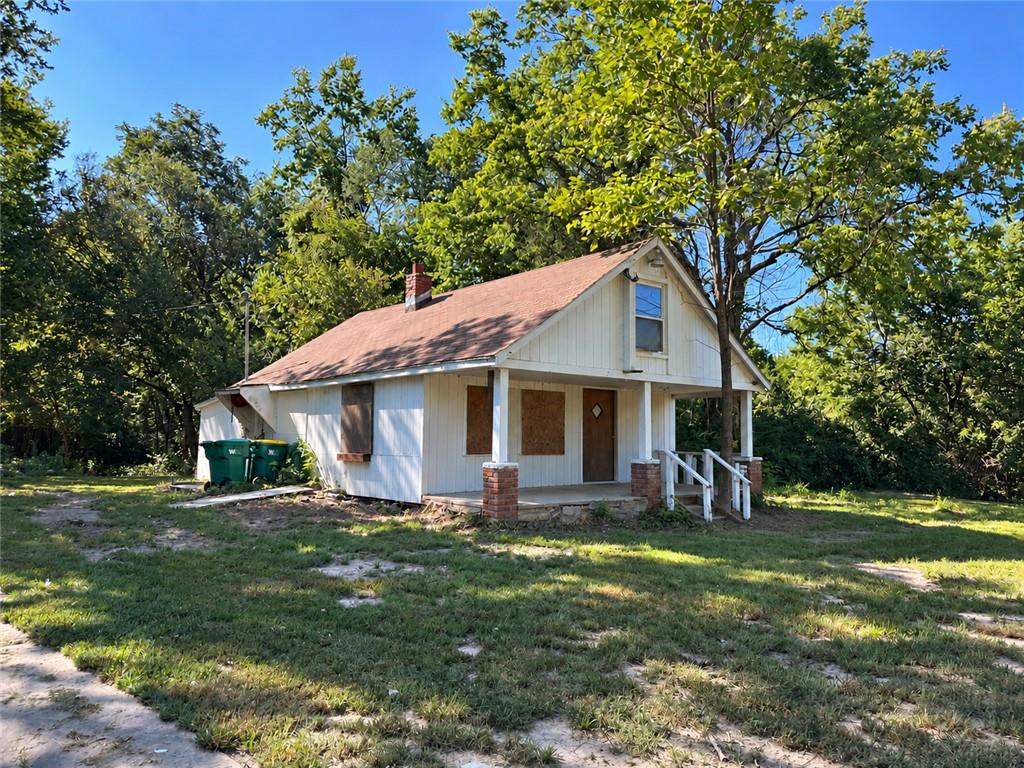 2940 Loring Lane — photo