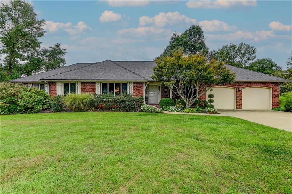 711 W Fairway Drive — photo
