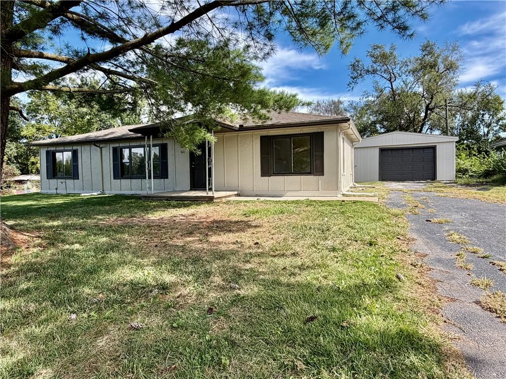 1611 SE Willow Road — photo