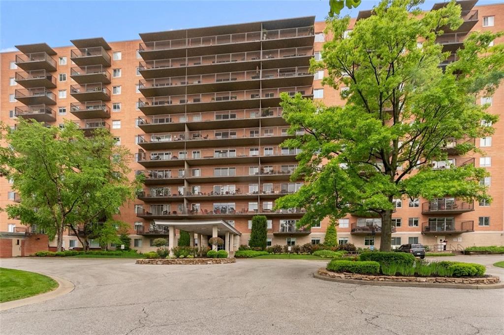 4550 Warwick Boulevard Unit 207 — photo