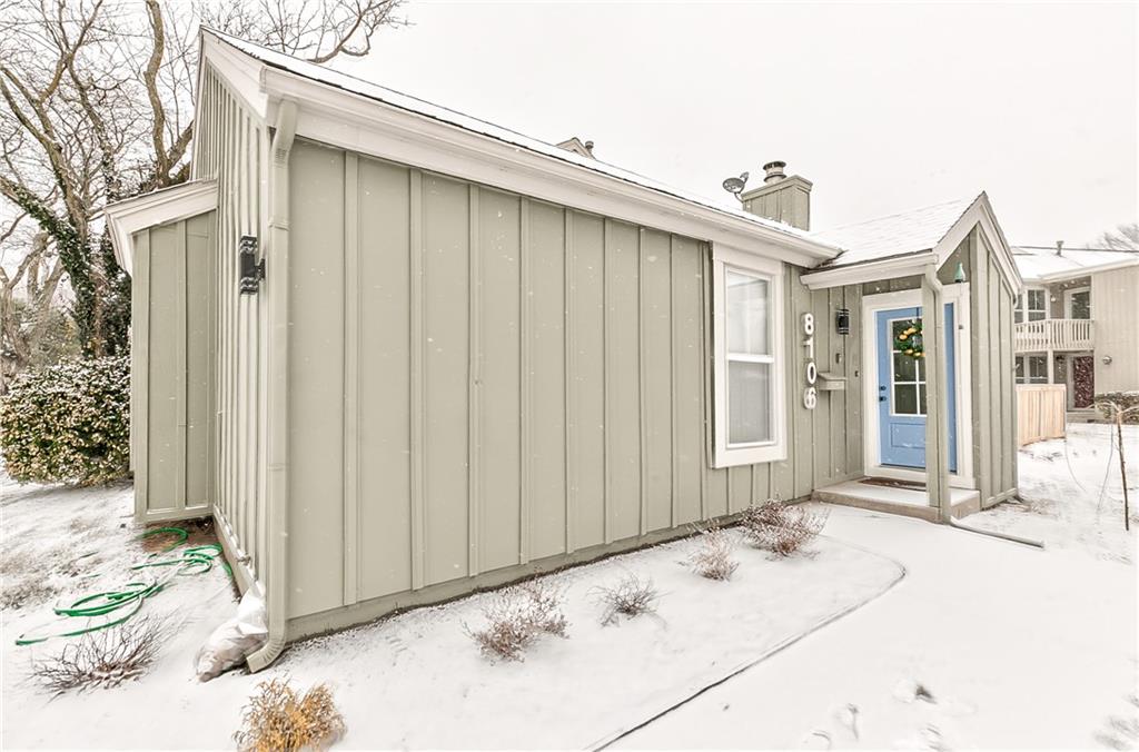 8106 Monrovia Street — photo