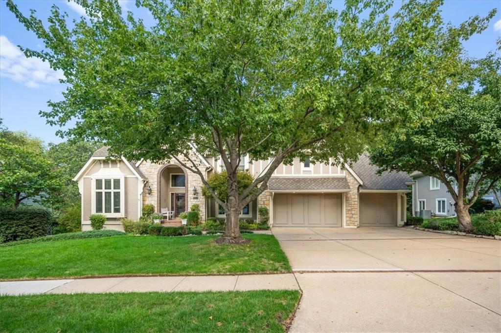 13837 Hadley Street — photo
