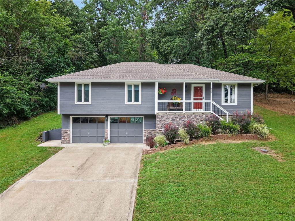510 Sycamore Drive — photo