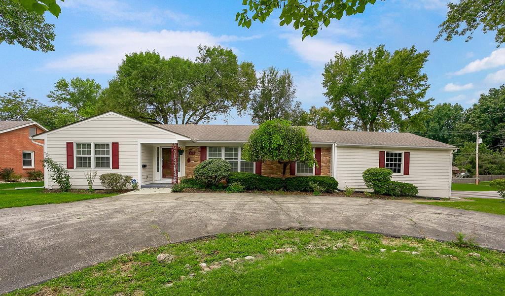 305 NW OBrien Road — photo