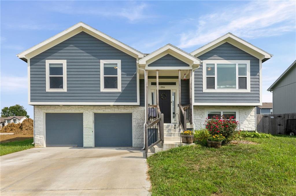 1904 Hawk View N/a — photo