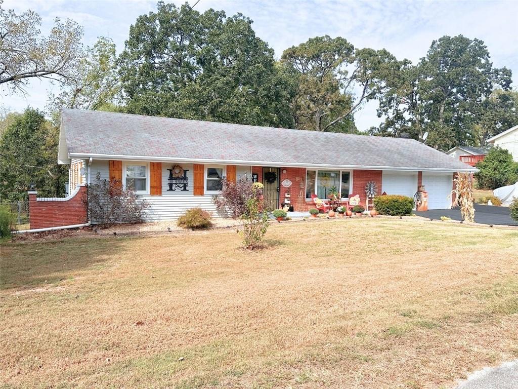 837 Woodlawn Drive — photo