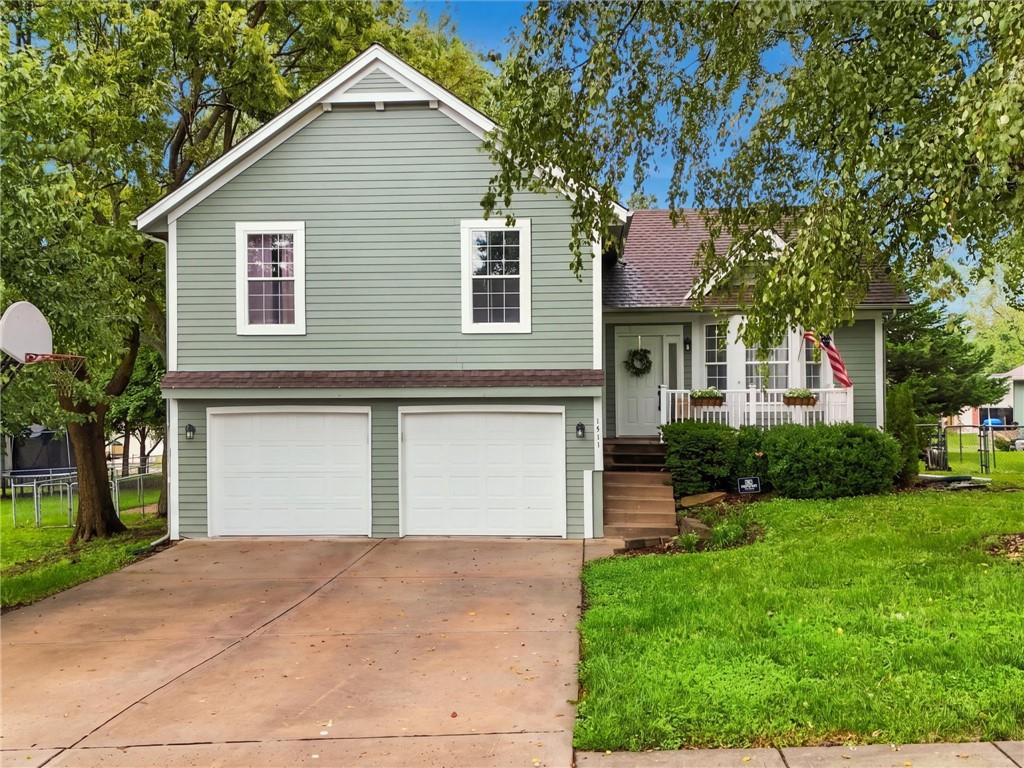 1711 Sunset Drive — photo