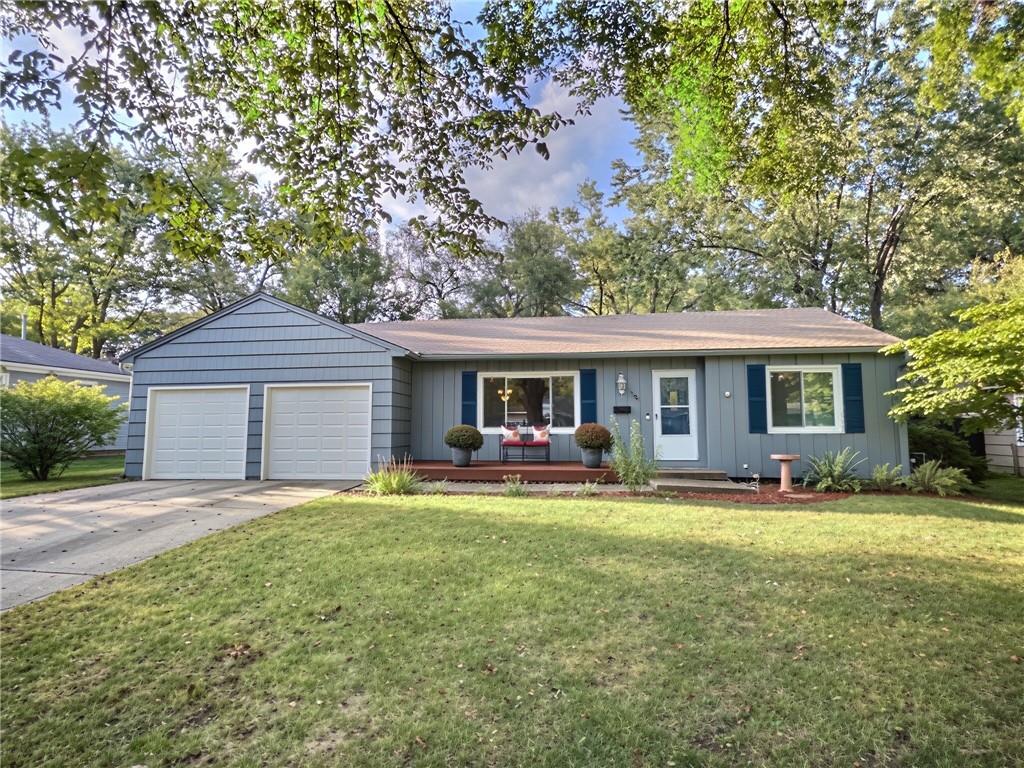 13200 Logan Lane — photo
