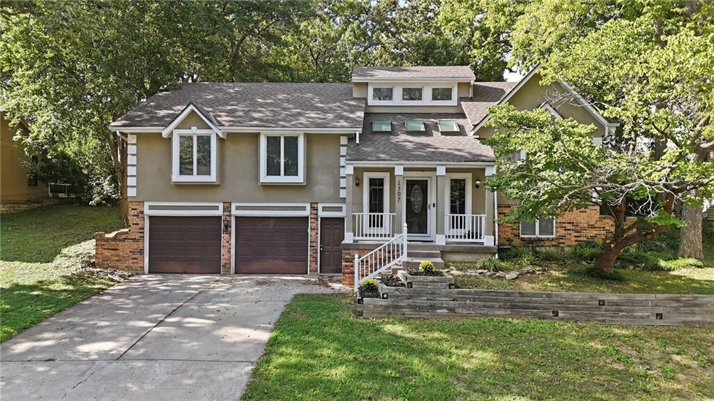 1307 SW Granite Creek Drive — photo