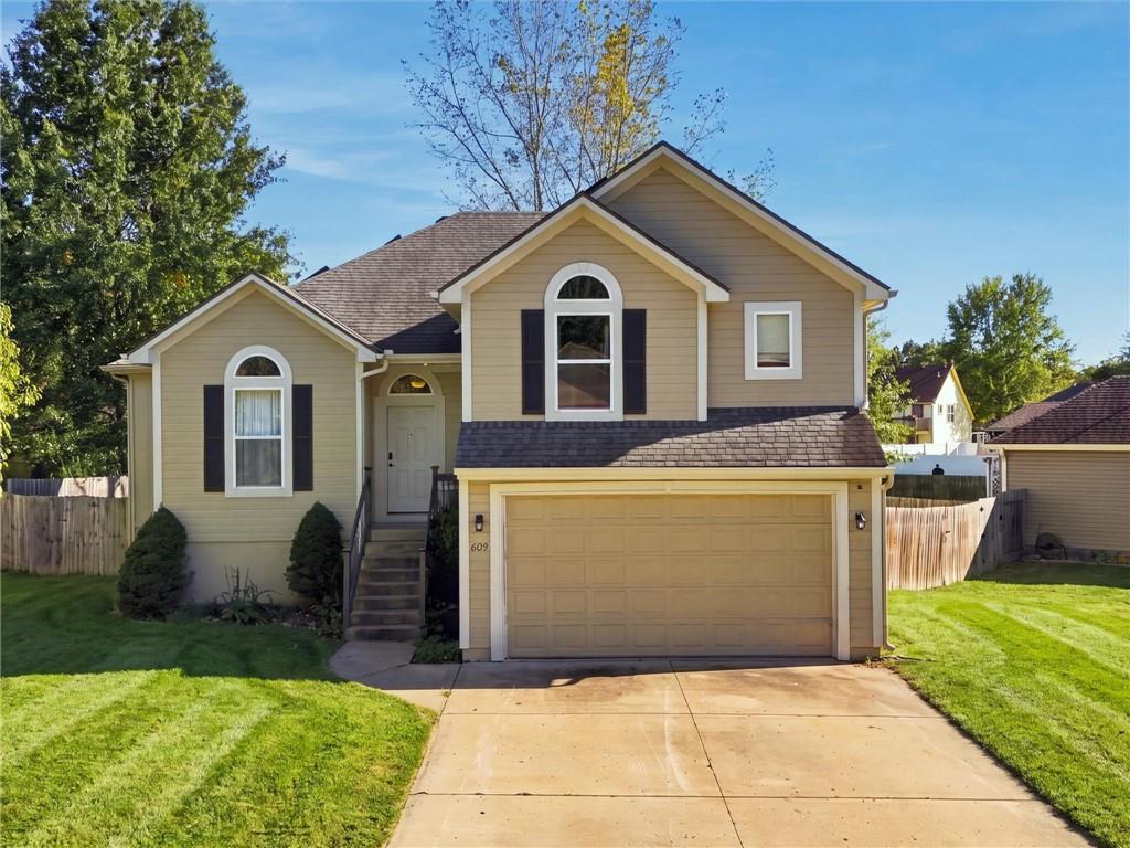 609 S Kisner Circle — photo