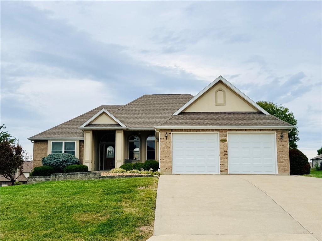 898 Willow Tree Court — photo
