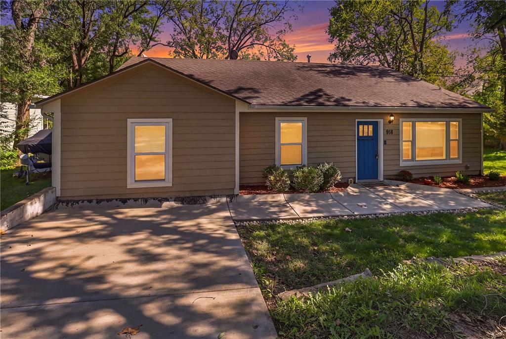 918 Pine Street, Eudora, KS 66025 — photo 2