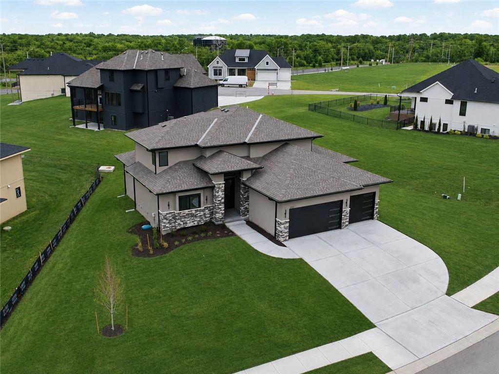 2531 NE Woodland Oak Circle — photo